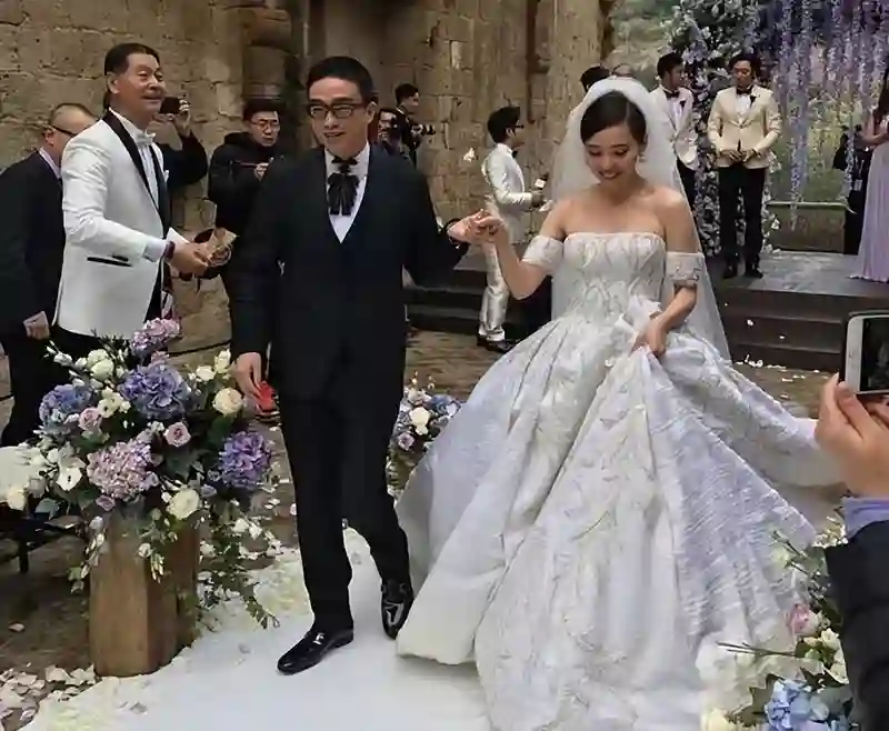 被骗走6亿身家！离婚6年后，再看张靓颖和冯轲现状早已天差地别