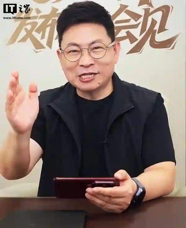 余承东晒华为Pura 80 Pro系列真机，展示其强大视频拍摄能力