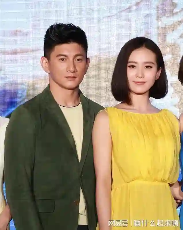 离婚风波后罕见同框!刘诗诗吴奇隆带儿子出行,全程无交流似陌生人