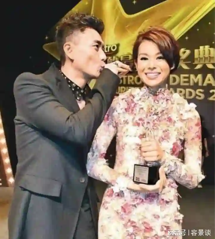 分手13年，胡杏儿再次让世界“刮目相看”，44岁的黄宗泽后悔了吗