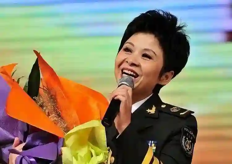 春晚再也见不到的4位歌手，有人不幸去世，有人无奈退出，太可惜