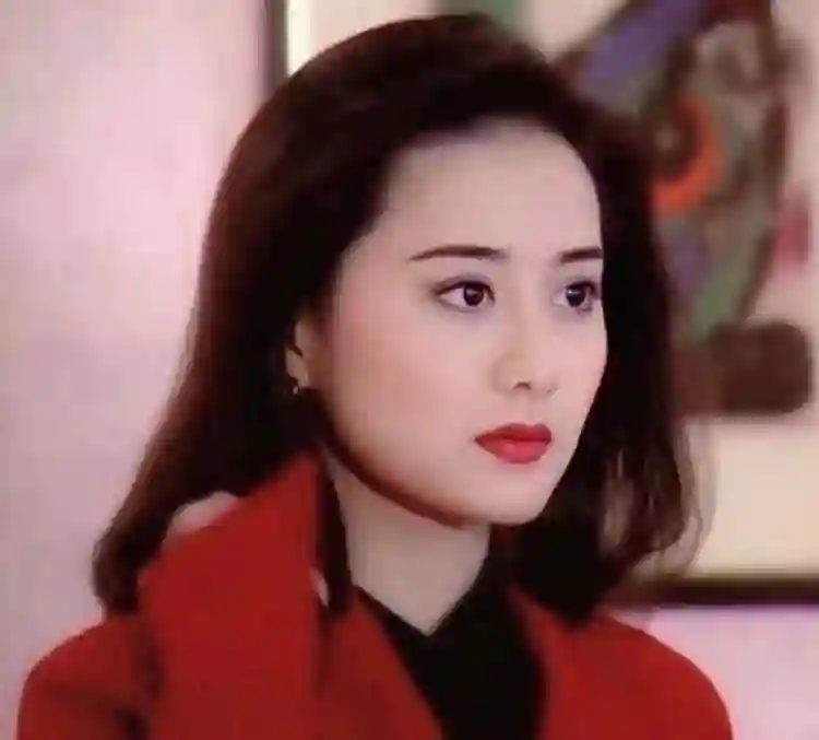 陈德容年过半百却跑去昆仑过生日，姐妹一起庆贺是真心？还是敷衍？