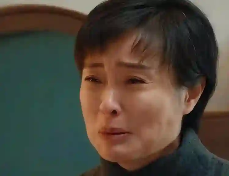 蒋欣多次陪跑未获奖，白玉兰观众票投第一，刘嘉玲的话有人信了