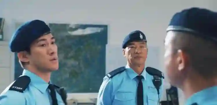 全程呲牙咧嘴，台词含糊不清，连影帝任达华都带不动这个拖油瓶！