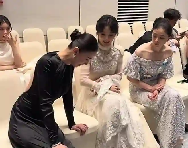 “分手”13年，一别两宽，蒋欣从不提王阳，如今才看懂她赢在哪