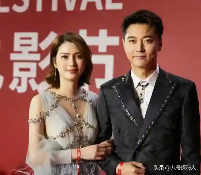 被大佬捧上位，与富商闪婚闪离，未婚生子遭抛弃的她，后来怎样？