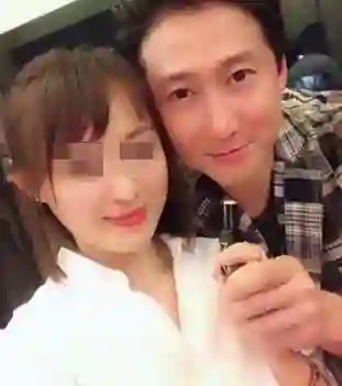 刺激！洪金宝儿媳被曝出轨一拖三？曝夫妻双双出轨洪金宝不准离