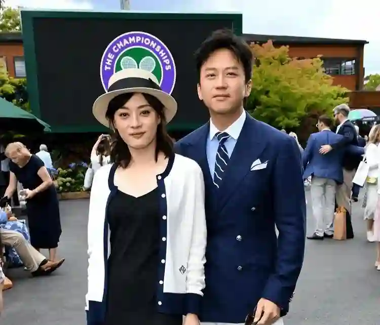 “移民风波”发酵6天后，孙俪终于更新动态，郭德纲的话真说对了