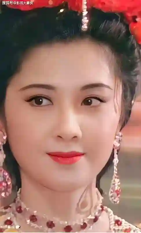 看了70岁林青霞和73岁朱琳近照，才明白大陆美人和台湾美人的区别