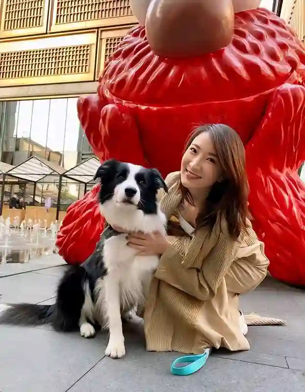 陈赫前妻许婧现状：旅居意大利，38岁肤白貌美，和洋老公至今无子