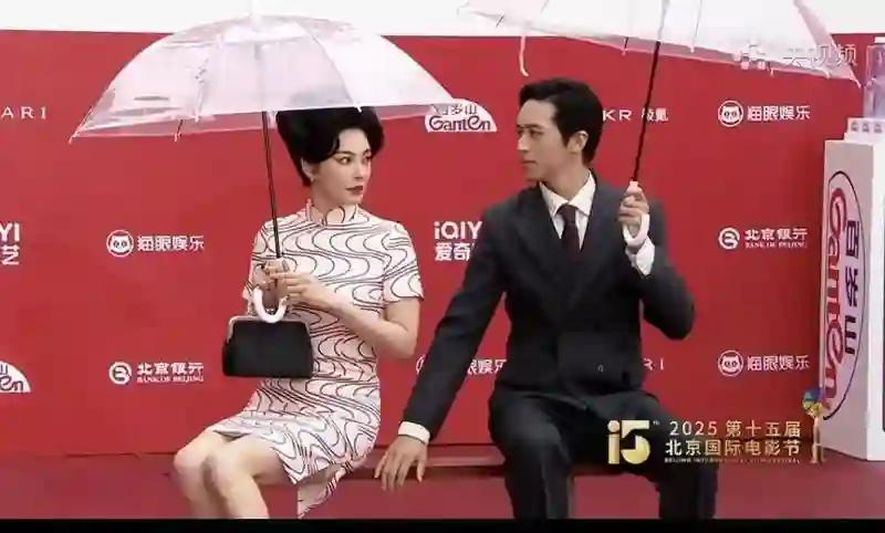 这一夜，中年女星集体发福，44岁阿娇骨相依旧，马丽惊艳超越