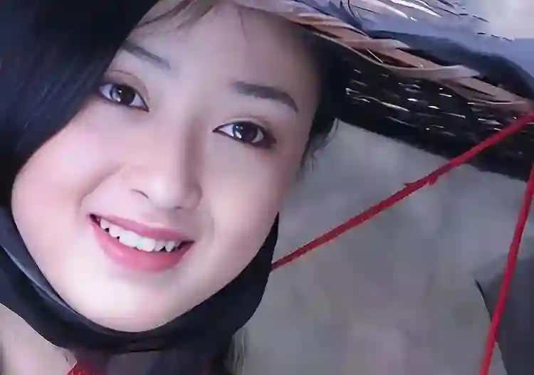蒋欣多次陪跑未获奖，白玉兰观众票投第一，刘嘉玲的话有人信了