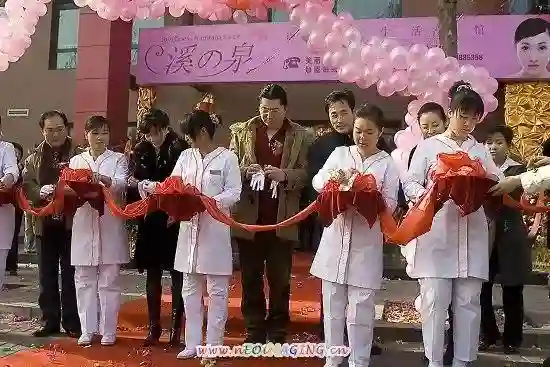 王一博于适背后的女大佬，电影圈最会赚钱的制片人陈祉希