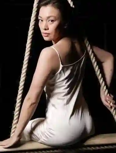史可瑞士近照曝光！60岁住豪宅气质惊艳，混血儿子帅到炸裂