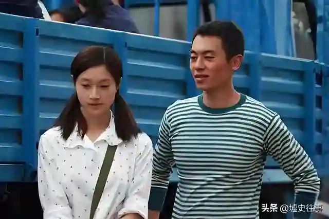 沈佳妮终于不忍了！颜值衰老还被疑离婚，她晒素颜正面刚：就这样