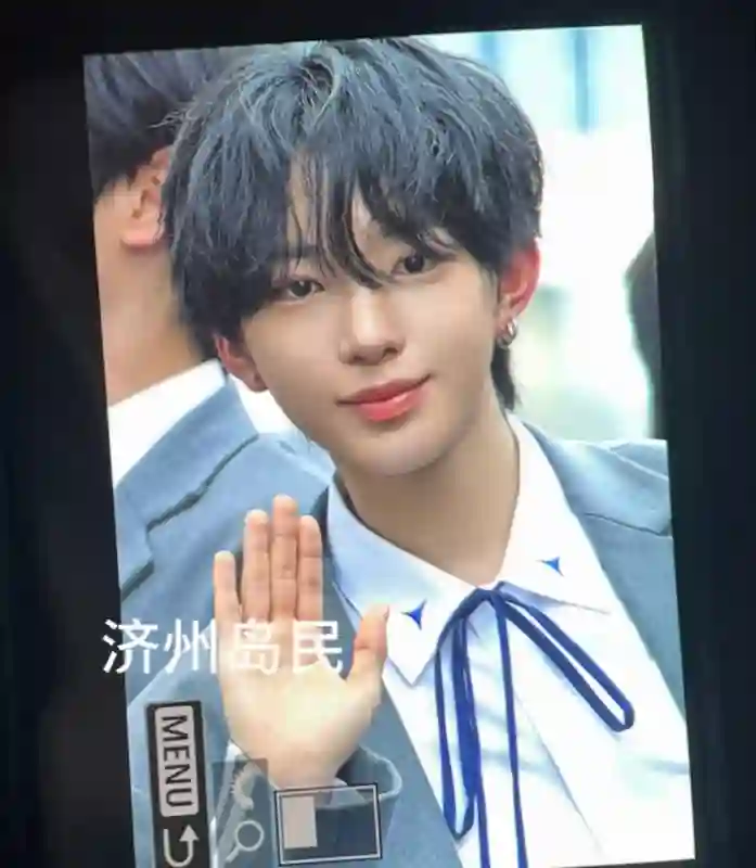 假的吧…哪有人长这样