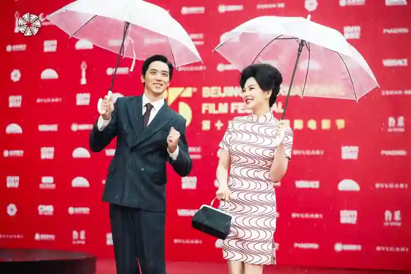 争奇斗艳的北影节红毯女明星们