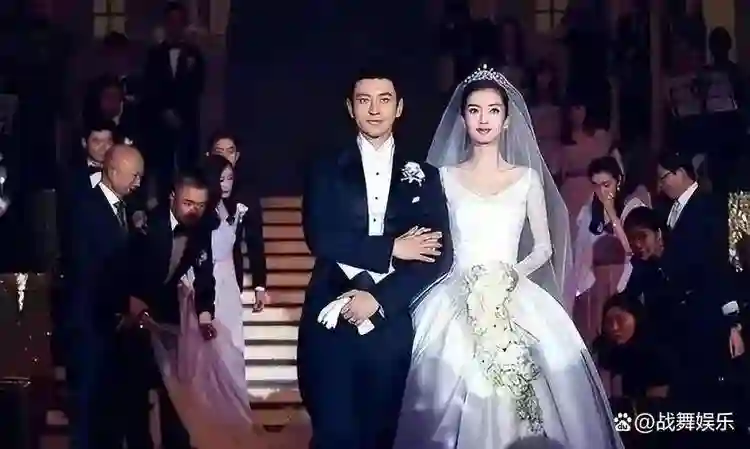 叶珂刚消停，杨颖又来了！倒霉的黄晓明，终是绕不过“女人坑”！