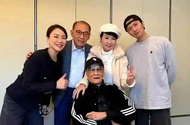 这一次，连谢霆锋妹妹都不给张柏芝面子，证实谢家已经认可王菲