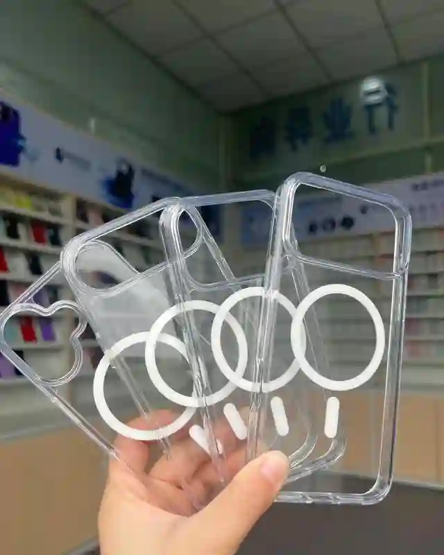 初探苹果最薄iPhone 17 Air戴手机壳效果