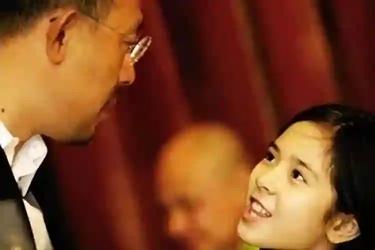 同是姜文的基因，将法国前妻女儿和周韵儿子放在一起，差距太明显