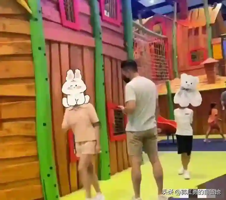 汪小菲霸气晒儿子正面照，就是要昭告天下:我的孩子我做主！