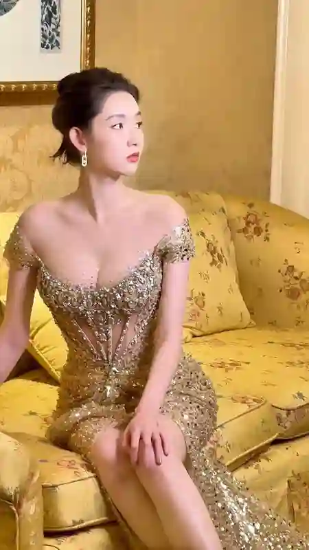 王玉雯：北舞严选的颜值与身材，这姐姐绝了！