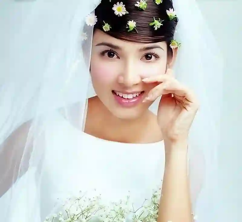 7位曾惊为天人的混血美女颜值对比：杨颖状态差、张柏芝回春？