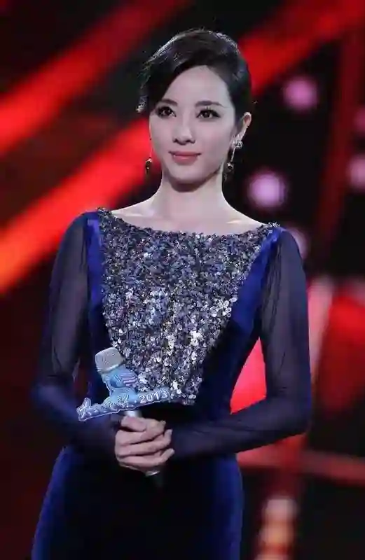 真金不怕火炼！从央视“消失”的李思思，已经找到了自己的路