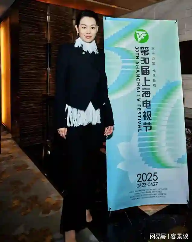 分手13年，胡杏儿再次让世界“刮目相看”，44岁的黄宗泽后悔了吗