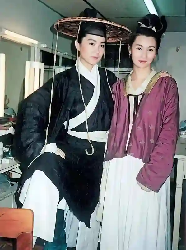 林青霞和10位女星的25张合照，看完了，才明白绝色与漂亮的差异