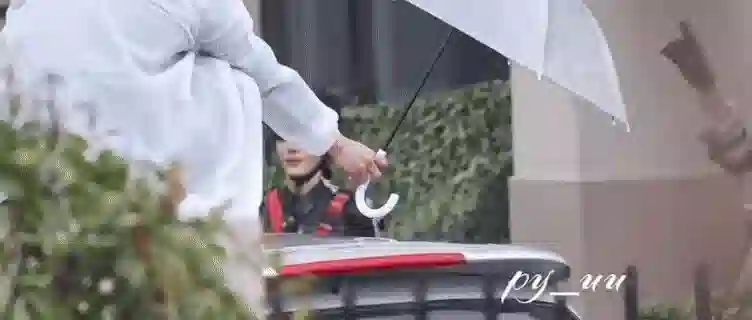 迪丽热巴，需要一个好角色
