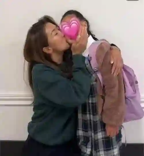 她曾一年更换7任男友，肆意妄为未婚生女，如今四十二岁无人敢娶