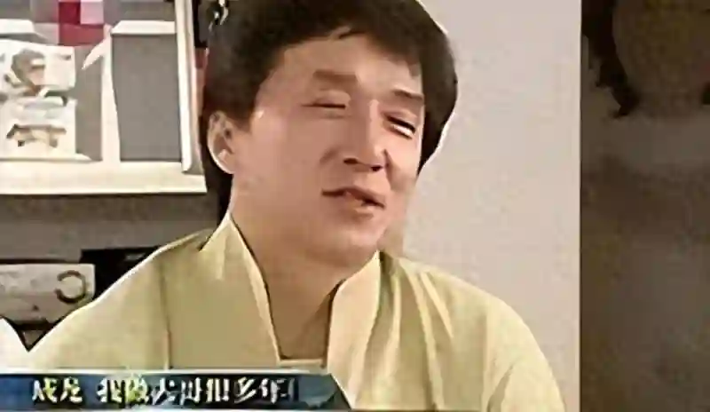 成龙灌章子怡的不是酒，而是整个娱乐圈的丑闻，他们是什么关系？