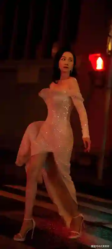 “倪虹洁身材好辣”上热搜，年过40岁身材获赞的女星还是有谁？