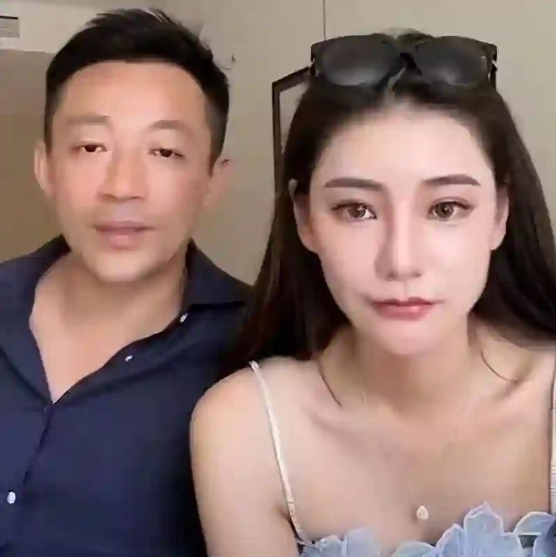 生日宴上“口吐芬芳”的汪小菲，却意外暴露了马筱梅的尴尬处境