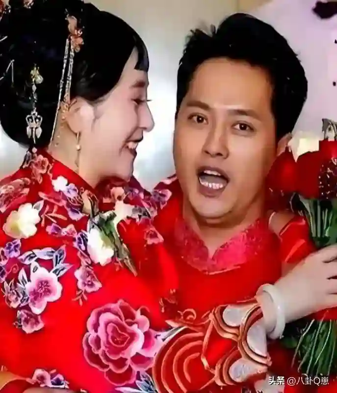 喜新厌旧抛妻弃子，野花真比家花香？如今混成这个样子真是活该