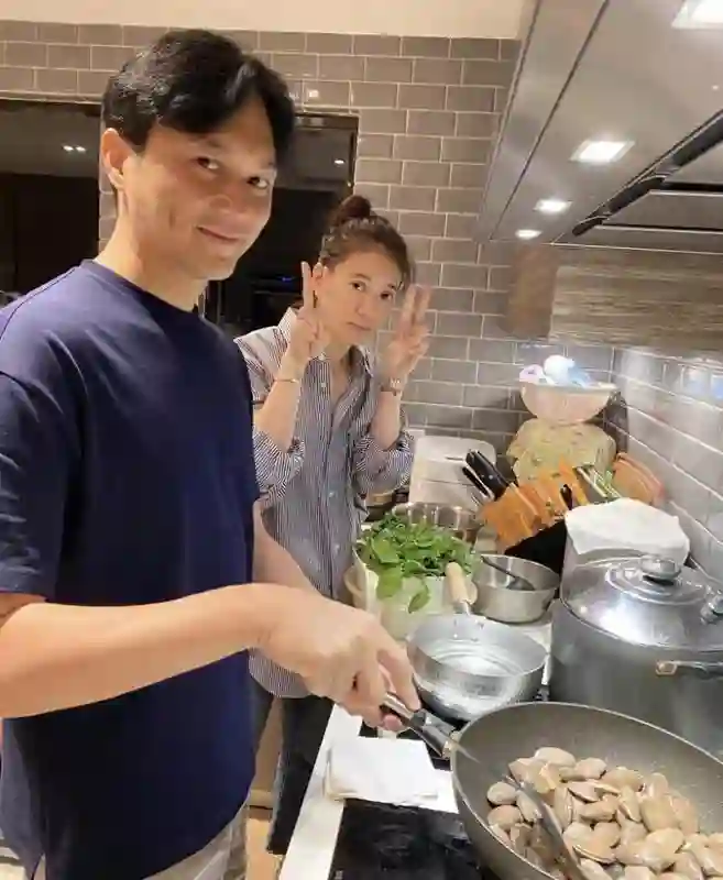 娱乐圈6个出名的“母老虎”，个个脾气火爆，却都被丈夫宠上天！