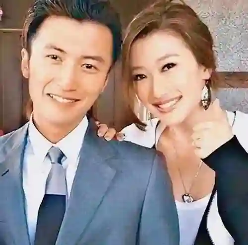 她曾一年更换7任男友，肆意妄为未婚生女，如今四十二岁无人敢娶