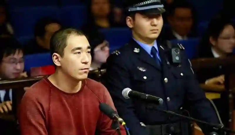邓婕现状：离婚协议成她心中痛楚，继子不成器，养女愈发似丈夫