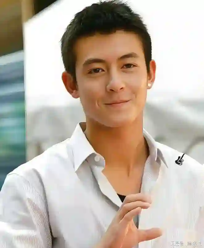 周迅陈冠希娱乐圈男女星收割机，却从未有交集，还被赞忠诚度很高