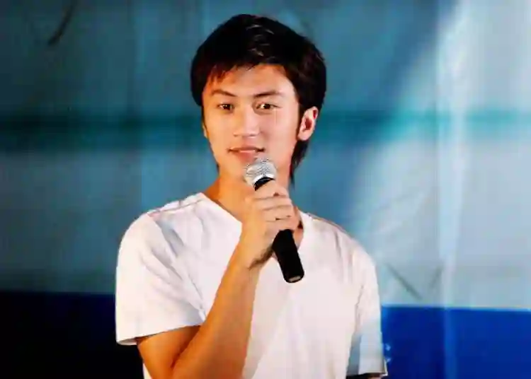 演唱会这4天，谢霆锋与儿子越发亲密，张柏芝一反常态，回忆旧事