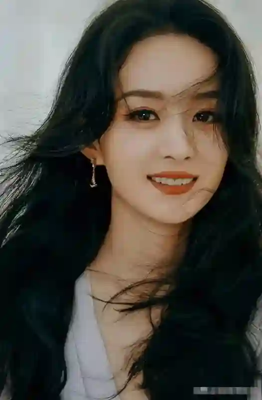 看赵丽颖后，才明白李晟多年不红的真相，背后的原因竟是这样