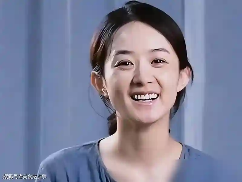 赵丽颖素颜买菜照刷屏：原来明星的