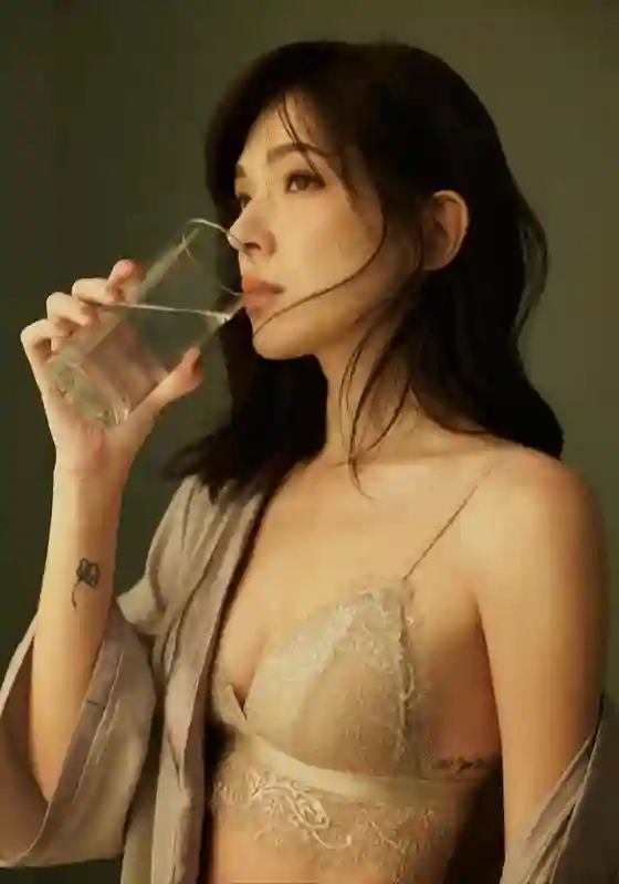 7位曾惊为天人的混血美女颜值对比：杨颖状态差、张柏芝回春？