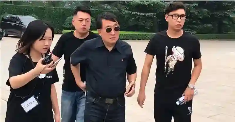 看完杨少华的葬礼，再看常宝华的葬礼，揭开了相声界最扎心潜规则