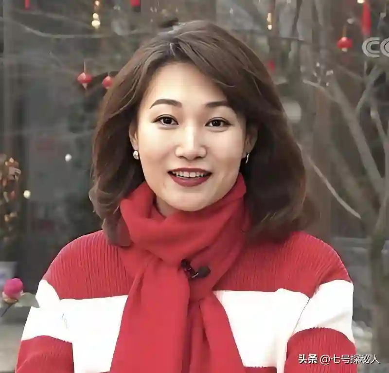 至今未嫁的4位央视女主持，个个情史干净，最大52岁最小35岁