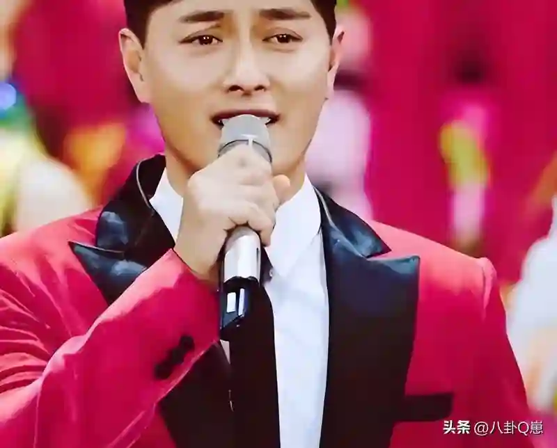 喜新厌旧抛妻弃子，野花真比家花香？如今混成这个样子真是活该