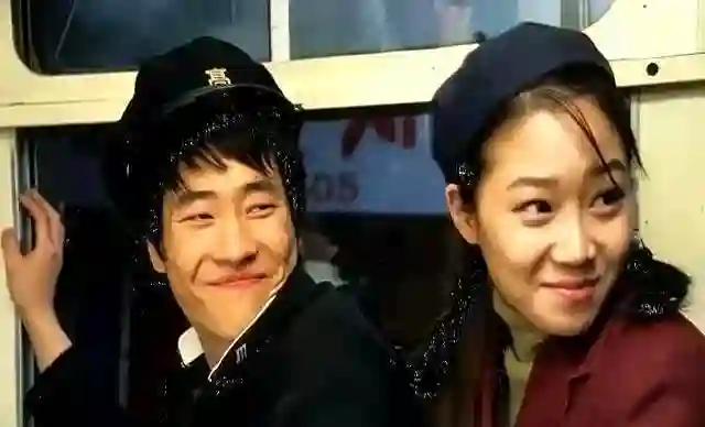 收割韩国无数男神的收视女王，倒贴下嫁小10岁外国弟弟，彻底栽了