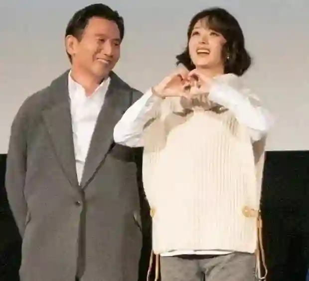 赵丽颖你糊涂啊！绯闻男友赵德胤经历太离奇，妈妈哥哥都坐过牢